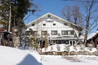 Hakuba Pension & Log Hotel Meteor