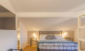 La Baia with Breathtaking Lake Views by Wonderful Italy