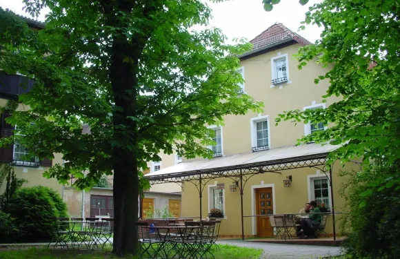 豪斯霍德蓋斯旅館