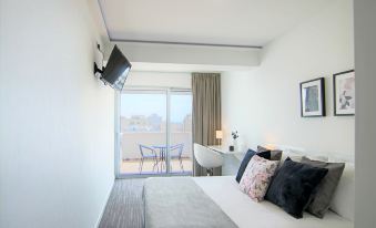 Phaedrus Living: Luxury Suite Nicosia 508