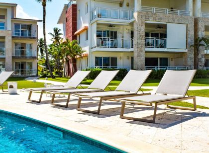 Playa Palmera Beach Resort