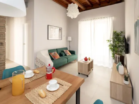 Luxury Suite San Diego Hotels in Zaidin