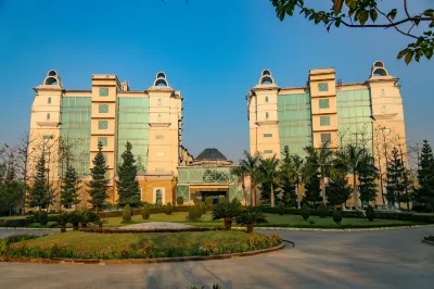 Four Leaf Service Suites, Haridwar 레드 카펫 론 주변 호텔