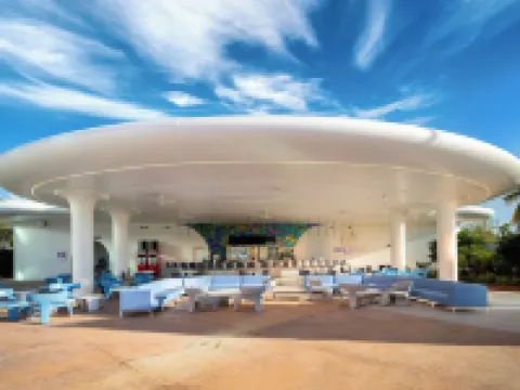 Universal Stella Nova Resort Hotels in Orange County