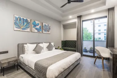 Mod Avenue Hotels near DLF
