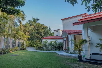 Sukoon - A family Villa Các khách sạn gần Swarg Niwas Temple