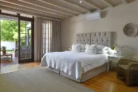 Mont d'Or Franschhoek - Bed and Breakfasts