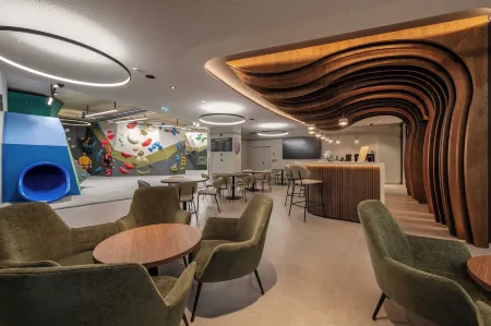 Dolinas Climbing Hotel Отели в г. Алвадуш