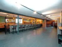 Hampton Bays Hotel on Main Hotels in Hampton Bays