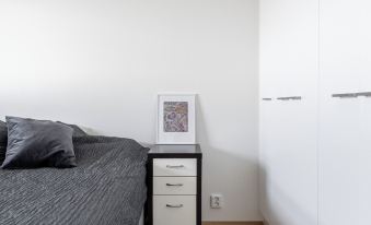 Fabulous 1BR Apt with Sauna & Views