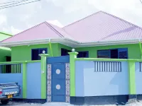 L &j modern backpackers BnB Hotels near Dar es Salaam War Cemetery