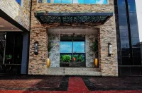 Kashvalley Hotel and Suites