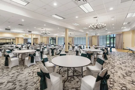 Three Bears Resort Waterpark Near Tomah Ascend Collection