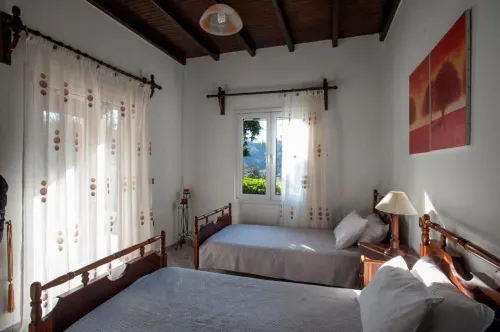 Green Yard Retreat - Family Getaway in Sidari Corfu