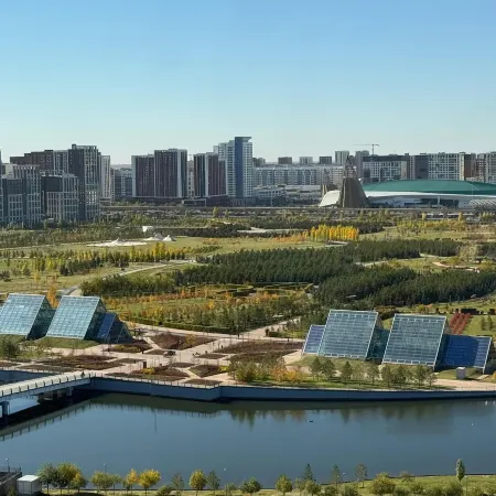 TOR'RE Astana, Trademark Collection by Wyndham Отели рядом с достопримечательностью «Мечеть Абу Наср аль-Фараби»