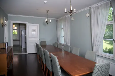 Tehtaan Hotelli Отели рядом с достопримечательностью «PikkuOmena»