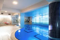 Parion Hotel - Beach