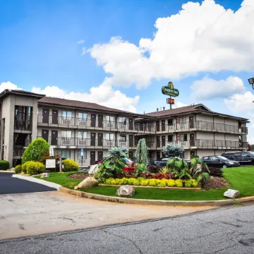 Masters Inn Tucker