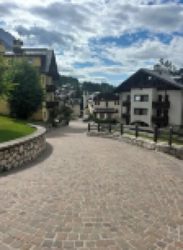 Special Offer ! Top Location with Private Parking