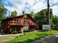 Serenity Pointe - Mountain condo close to downtown Sevierville and Pigeon Forge.