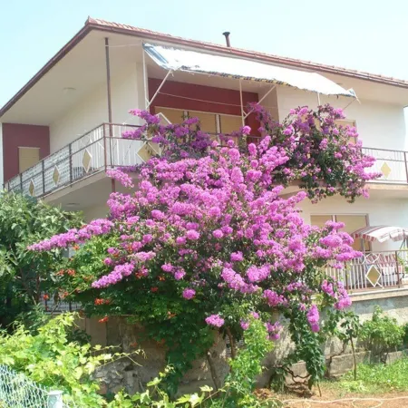 Romantic Apartment with Sea View Vinie, Dalmatia