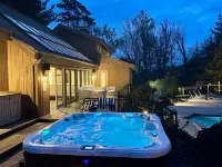 Luxurious Ski in-Ski Out Mnt. Creek/Hot Tub/Tennis & Pickleball/Heated Pool/Golf