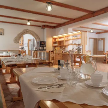 Rooms & Apartments Pr Matjon