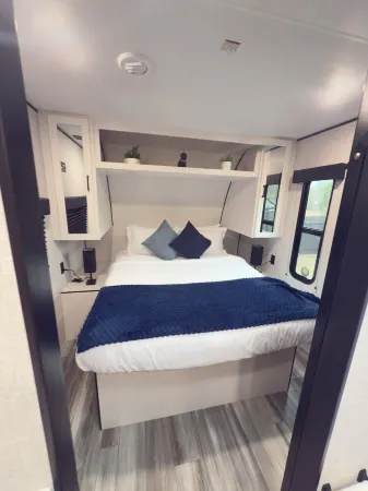 Charming RV with AC in Spring Hill - Perfect for a getaway