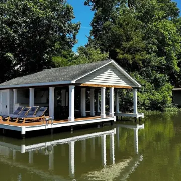 6000sf Luxury Home on Main Lake Cove – minutes off I-85