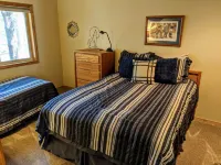 Sunriver Retreat - Sleeps 9/HotTub/SHARC Passes/No Extra Fees/NOW WITH A/C!