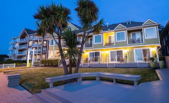Inn of the Four Winds Seaside Oceanfront