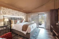 Oase by 7 Star Lodges - Greater Kruger Private 530ha Reserve Hotels in Hoedspruit