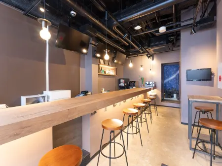 Tabist MAYUDAMA CABIN Отели рядом с достопримечательностью «Orbi Yokohama»