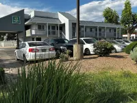 Quality Inn Santa Fe New Mexico - parking