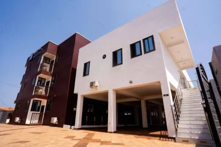 FIRST HR HOTEL Отели в г. Prampram