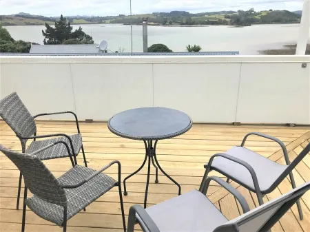 Water Light - Mangonui Harbour views