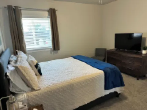 Clean & Spacious 2-bedroom BASEMENT APT. AC, WiFi,  full kitchen in North Ogden Hotels in North Ogden