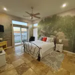 Luxury Lakefront Property and Wedding Venue Hotels in Hudson Bend