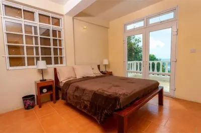 Oceanfront 3-bedroom villa with spectacular view! Các khách sạn ở 