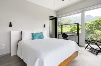 Ocean View 2-bdrm/2ba Casita with WiFi, AC  between Manuel Antonio and Dominical Hotels in Savegre