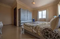 Newly Build - Across The Road from The Beach  - 7 bdrm/7 bthrms