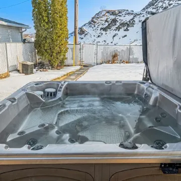 Casa Luz / Hot Tub / BBQ