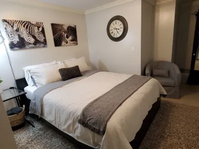 Cozy & Bright 3 Bedroom, 2 Bath Basement Suite Hotels near Save-On-Foods