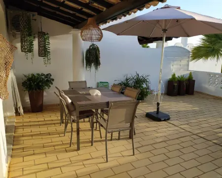 Three Palms Apartment Hotels in Ferragudo