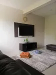 Stay at Diez R3, Private Kitchen near SLEX, City View