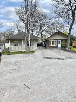 Private Wasaga Retreat Just 1.5min Walk To Beach! Wasaga CountryLife | A Parkbridge Cottage & RV Resort附近的飯店