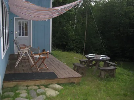 Luxury Glamping Cabin. Close to hiking and 15 minutes from Ski Area