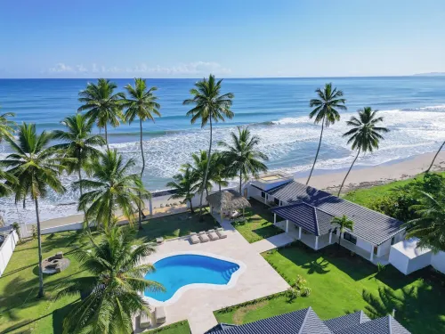 Stunning 11BR Beachfront Villa with Private Pickleball Court Hotel a Las Canas