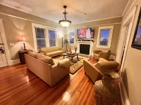 Historic Downtown Easley Home โรงแรมในอีสลีย์