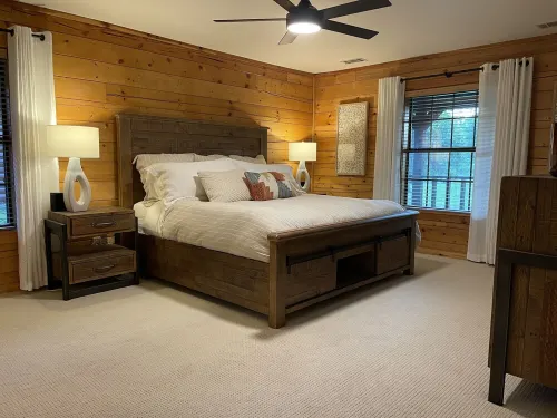 Getaway from the hustle and bustle and stay in a peaceful cabin in the woods!